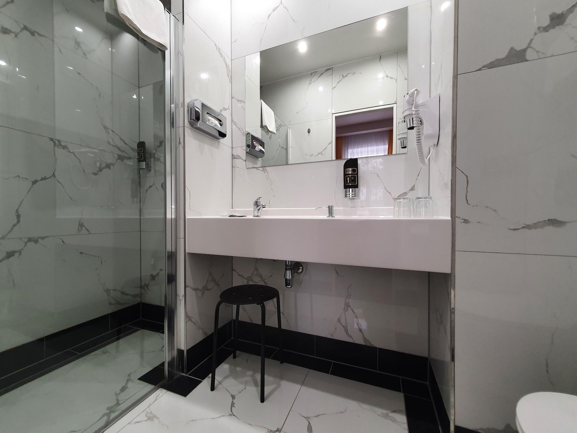 Royal Plaza Otel Prag Dış mekan fotoğraf
