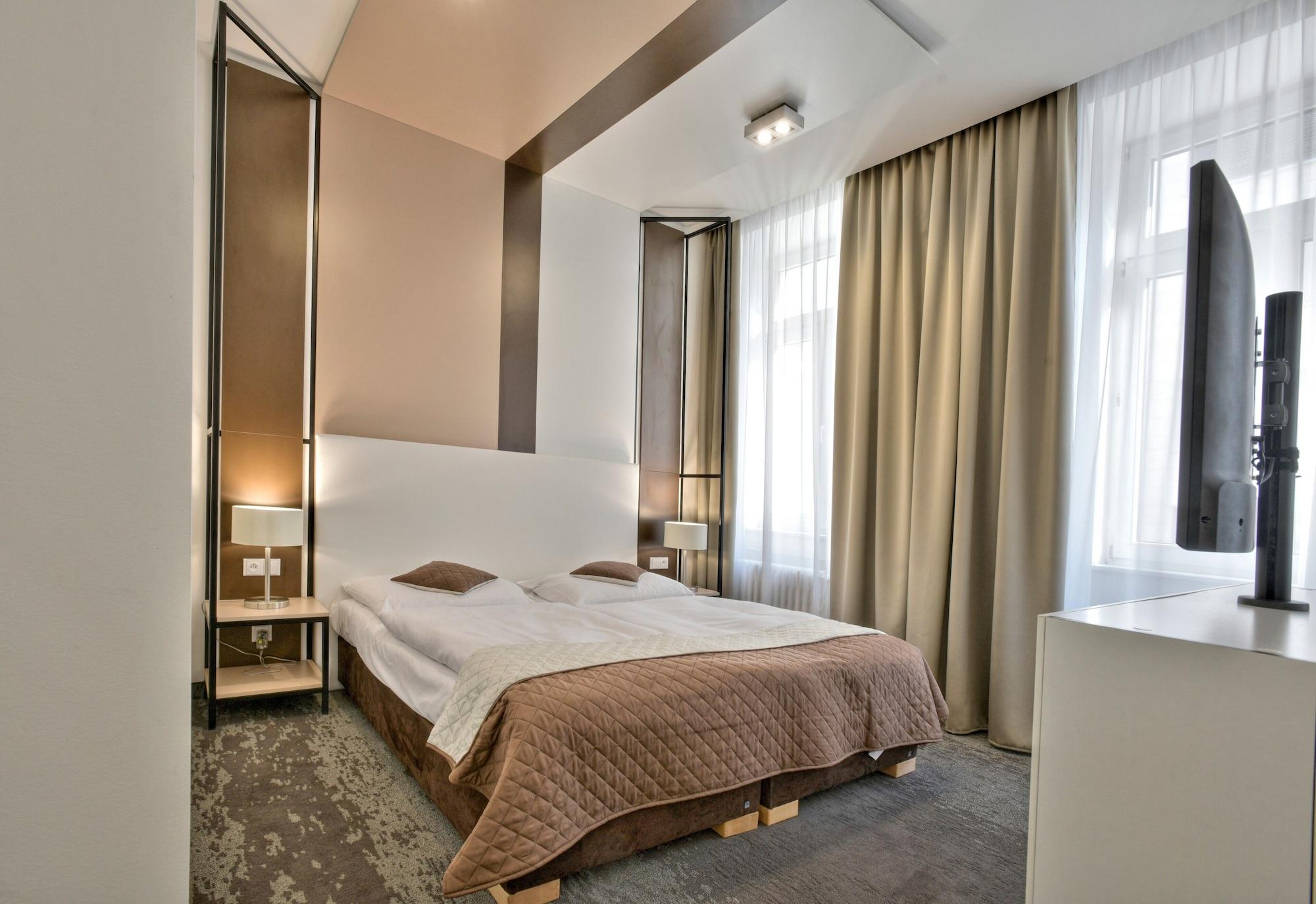 Royal Plaza Otel Prag Dış mekan fotoğraf